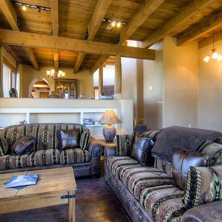 Holiday home Luces De La Ciudad Four-bedroom Holiday *