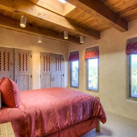 Luces De La Ciudad Four-bedroom Holiday Santa Fe